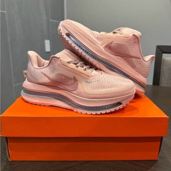 Women’s Nike Pegasus Premium - Picture 1 of 6